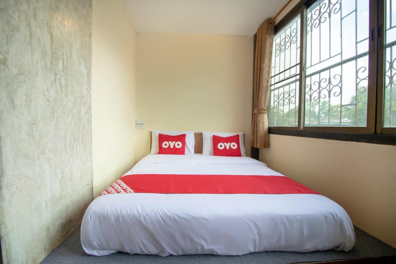 Oyo 671 Laluna River House Chanthaburi Bagian luar foto